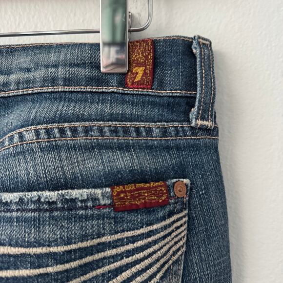 7 For All Mankind Tailorless Dojo Regular Fit Denim Flared Jeans in Lake Blue - Picture 10 of 14